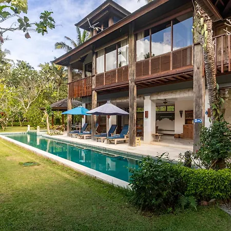 Villa Rumah Isah Candi Dasa  Exterior photo